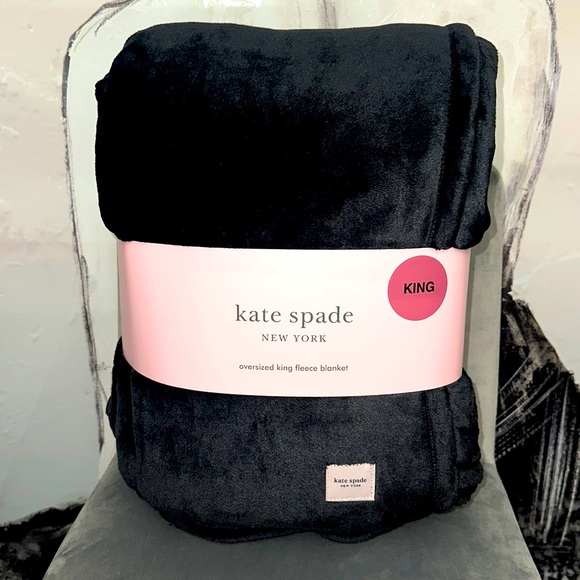 kate spade Bedding Kate Spade Oversized King Size Blanket Black Poshmark
